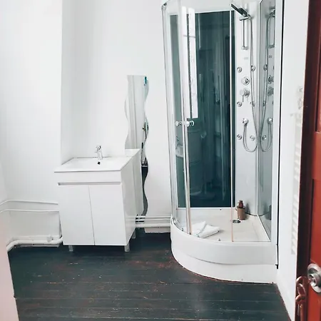 Location En Plein Coeur De N°21 Lägenhet Paris